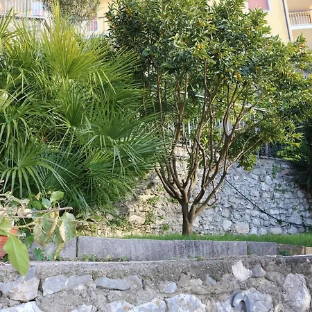 Le Due Terrazze Tatil Evi *