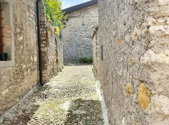 Le Due Terrazze Feriehus Brenzone sul Garda
