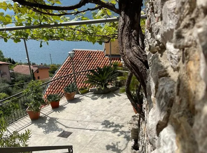Le Due Terrazze Brenzone sul Garda