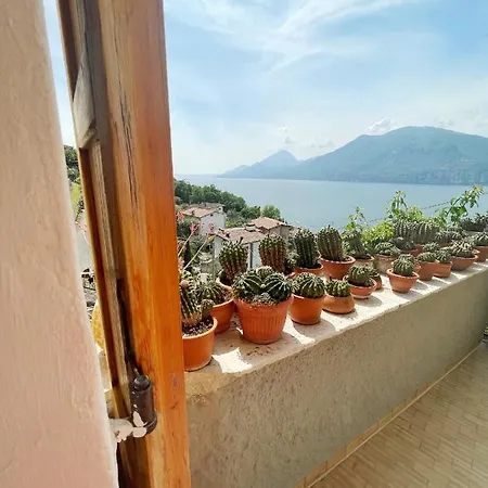 Le Due Terrazze בית נופש ברנצונה סול גארדה